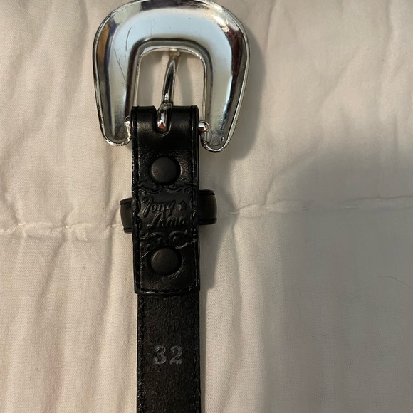 Vintage Tony Lama Black Leather and Silver Concho Women's Western Belt - Picture 4 of 4